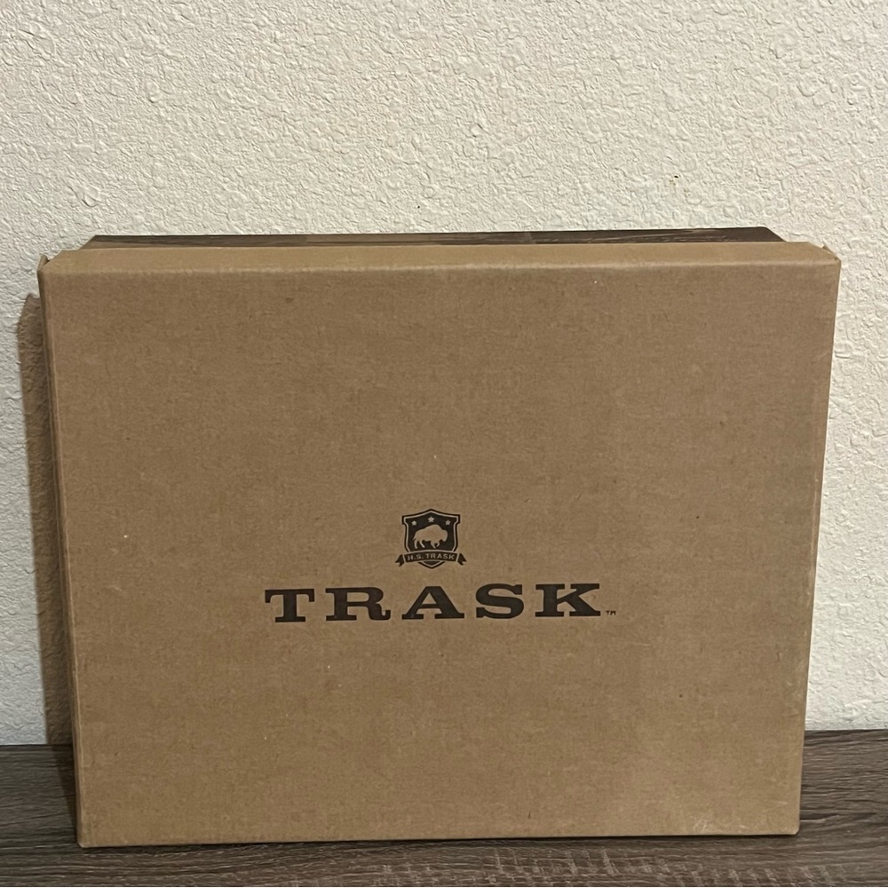 Designer H.S Trask Vivian Black Metallic Suede Ankle Boots - Picture 14 of 16